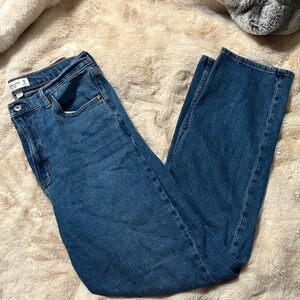 Abercrombie curve love the ankle straight ultra high rise